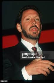 1,326点のEllison Centerの写真と高解像度写真