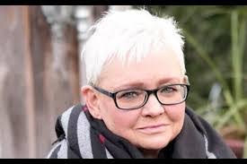 Amy Klassen's Instagram, Twitter & Facebook