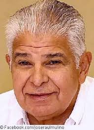 Nelly Quintero's Instagram, Twitter & Facebook