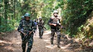500 मौतों से लहूलुहान माओवादी संगठन, पहली बार हथियार छोड़ने को कैसे हुआ  तैयार? - Maoist Insurgency in India Security Forces Crackdown Leads to  Peace Talks