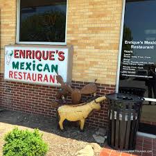 First time had an enchilada with green sauce that was very good, spicy, and flavorful. Enrique S Mexican Restaurant Ponca City Oklahoma