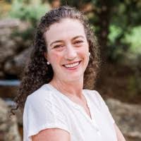 Kristin Casper's Instagram, Twitter & Facebook