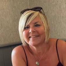 Tracey Keeling (@TraceyKeeling7)