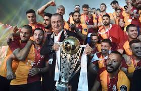 Fatih terim, 4 eylül 1953 tarihinde adana, ceyhan ilçesi gökseliye kasabasında doğmuştur. In Conversation Fatih Terim Opens Up About Galatasaray Soccerbible