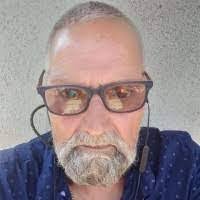 Stacy Brownfield's Instagram, Twitter & Facebook