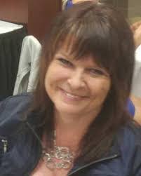 Candace Waddell's Instagram, Twitter & Facebook