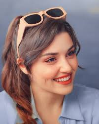 Dec 08, 2020 · جذب هذا المسلسل اهتمامًا كبيرًا في تركيا وعلى مستوى العالم أيضًا، وهو مسلسل درامي من إنتاج 2019 يتناول قصة شاب اسمه علي ولد في قرية جبلية وهو مصاب بالتوحد ويعاني من متلازمة العباقرة ويسعى لأن يصبح طبيبًا. Ø§Ù„Ù…Ù…Ø«Ù„Ù‡ Ø§Ù„ØªØ±ÙƒÙŠÙ‡ Ù‡Ø§Ù†Ø¯Ø§