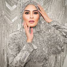 Siapa yang tidak kecewa dan sedih bila lagu yang membuatkan namanya terkenal gagal ke semi final muzik muzik 33. Semi Final Muzik Muzik 35 Canggung Wany Live Gaming Facebook