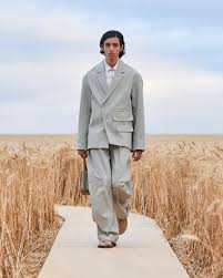 L Amour Jacquemus Official Website In 2020 Jacquemus Fashion Fashion Show