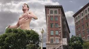 Naked Giant Man - ThisVid.com