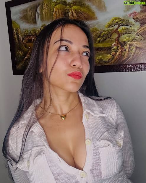 Mishti Basu Most Liked Photos and Posts | Gethu Cinema