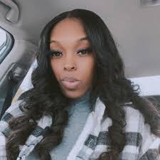 Selena Ellison's Instagram, Twitter & Facebook