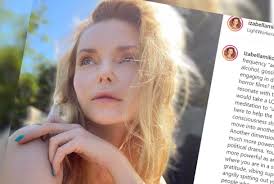 Pierwsze co rzuca się w oczy, to ogromna metamorfoza królowej życia. Iza Miko Zamrozila Jajeczka Aby Kiedys Zostac Mama Czeka Mnie Wczesna Menopauza