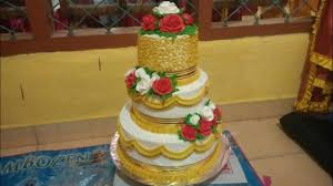 Kue Pengantin 3 Tingkat Warna Gold Youtube Wedding Cakes With Cupcakes Cupcake Cakes Cake