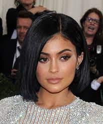 Kylie Jenner Medium Straight Black Bob Haircut Kylie Jenner Hair Medium Bob Hairstyles Straight Bob Hairstyles