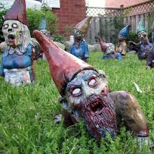 Garden Gnomes Zombie Version Enanitos De Jardin Version Zombie Gnome Garden Gnomes Zombie