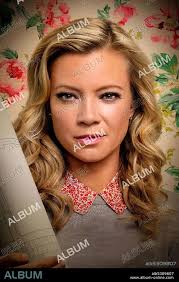 AMY SMART in STARGIRL, 2020, directed by GREG BEEMAN, JENNIFER PHANG, LEA  THOMPSON, ROB HARDY, TAMRA DAVIS and TOA FRASER. Copyright DC  ENTERTAINMENT/WARNER BROS.