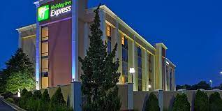 Holiday inn express andrews air force base. Hotels In Camp Springs Md Holiday Inn Express Washington Dc East Andrews Afb