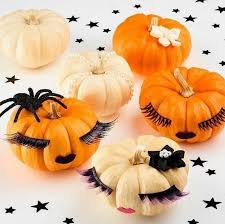 Pin By Not So Cli Shea On Holi Daze Halloween Eyelashes Lashes Pumpkin Decorating