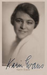 Porträt der Schauspielerin Karin Evans by Thomas Staedeli