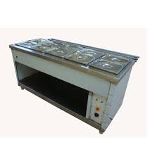 We are one of the leading manufacturers and suppliers of supreme quality hotel kitchen and hotel kitchen equipments. Hotel Kitchen Equipments Manufacturers In Dubai