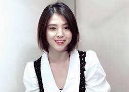 In 2018, she appeared in the period. í•œì†Œí¬ Han So Hee Han So Hee Looking Good With Her Short Facebook