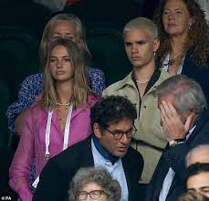 He is a young tennis player who is not committed to getting married anytime soon. D5viam68xsjncm