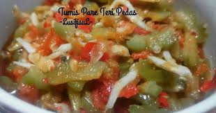 Yuk, bangkitakan selera makan siang sase lovers dengan menyajikan menu praktis tumis pare ayam pedas. Tumis Pare Teri Pedas Resep Tumis Resep Teri