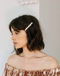 15 Chic Short Hairstyles To Inspire Your 2019 Chop Photo Via Jenniferbehr Hair Hairstyle Beauty Shorth Short Hair Styles Hair Scarf Styles Hair Pins