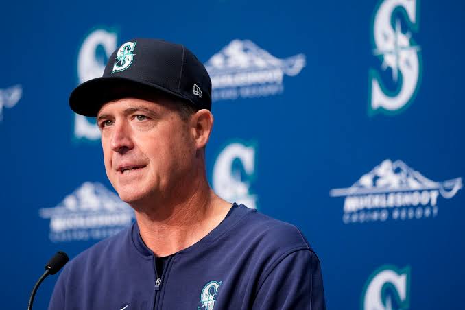 Dan Wilson steps into the role of manager as the struggling Mariners try to  save their season | DC News Now | Washington, DC