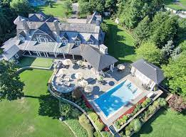 Riverblades A 14 9 Million Waterfront Mansion In Rumson Nj Mansions Style Estates Beautiful Buildings