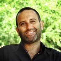 80+ perfiles de «Jose Azcona»