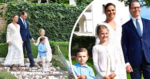 Crown princess victoria and prince daniel have added a new member to their family. Nertonat Firande Pa Kronprinsessan Victorias Fodelsedag