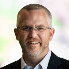 Justin Mcpeak's Instagram, Twitter & Facebook