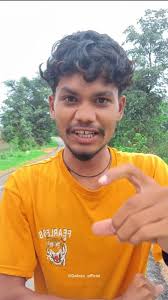 Karba Setting 😁😅 . . . . . . . . . . . . . . #😂 #sambalpuri #trending  #reels #viral #explore #funny #comedy #foryou #foryoupage #golaka_official