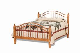 The zurfiz range comes in 24 different facias, bella has 799 colour and style options and valore has 9. Shaker Windsor Bed From Dutchcrafters Amish Furniture