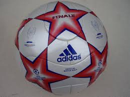 Hochklassig, temporeich und der königsklasse des europäischen fußballs würdig: Adidas Finale Paris 2006 Uefa Champions League Match Ball Uefa Champions League Champions League Football Ball