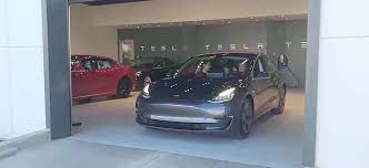 first look tesla model 3 standard range plus compare audio with premium sound tesla model tesla tesla model x