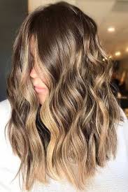 Mousy brown hair is having a moment—so brunettes everywhere can finally take a break. 21 Chic Examples Of Black Hair With Blonde Highlights Crazyforus Hair Hairmakeup Hairstyles Hair Makeup