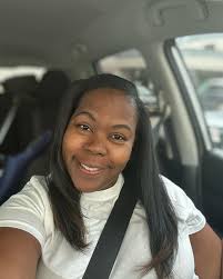 I survived the first 24 hours of a #silkpress #blowout in this heat! My  hair feels super light and healthy! How do you make your silk press last in  the summer? #summer #