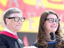 They jointly run the bill & melinda gates foundation. O78siufnxiqvwm