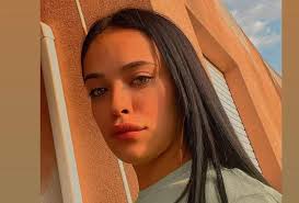 Schianto dopo la discoteca L’auto si ribalta a 100 all’ora e finisce contro  una casa Sei a bordo: quattro morti