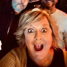 Trisha Behrens (@trahaman76)