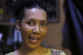 Company reuses tire inner tubes for high-end bags