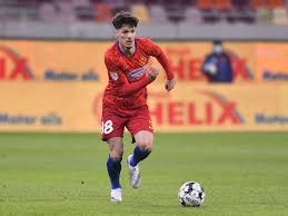 Das ist die statistik zur begegnung fcsb gegen fc voluntari am aug 11, 2019 im wettbewerb liga 1. Fcsb Fc Voluntari 2 1 Video Online In Etapa 18 A Ligii 1 RoÈ™ AlbaÈ™trii IÈ™i AsigurÄƒ Locul 1 Ilfovenii Au Inscris Primul Gol Din 2021