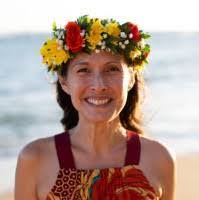 Jennifer Hee's Instagram, Twitter & Facebook