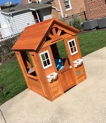 Delight your kids with this backyard discovery aspen playhouse from leisure time products. Backyard Discovery Timberlake Cedar Wooden Playhouse Walmart Com Walmart Com