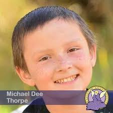 Dee Thorpe's Instagram, Twitter & Facebook