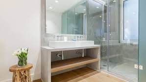 Bañera y plato ducha juntos. Consejos Para Limpiar Las Juntas De La Mampara De La Ducha Decoracion Atresmedia