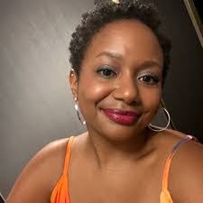 Kelsey Artz's Instagram, Twitter & Facebook